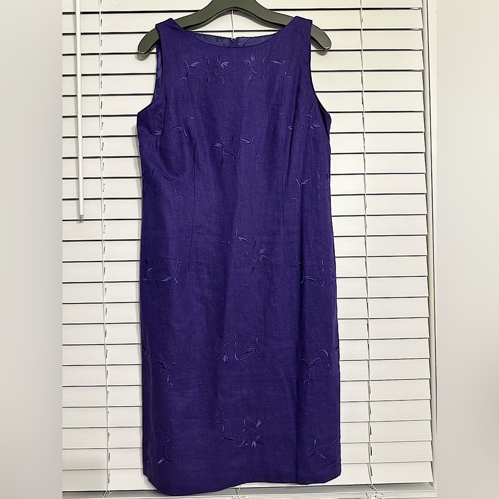 🛍️Sag Harbor Embroidered purple dress Size 10 excellent.